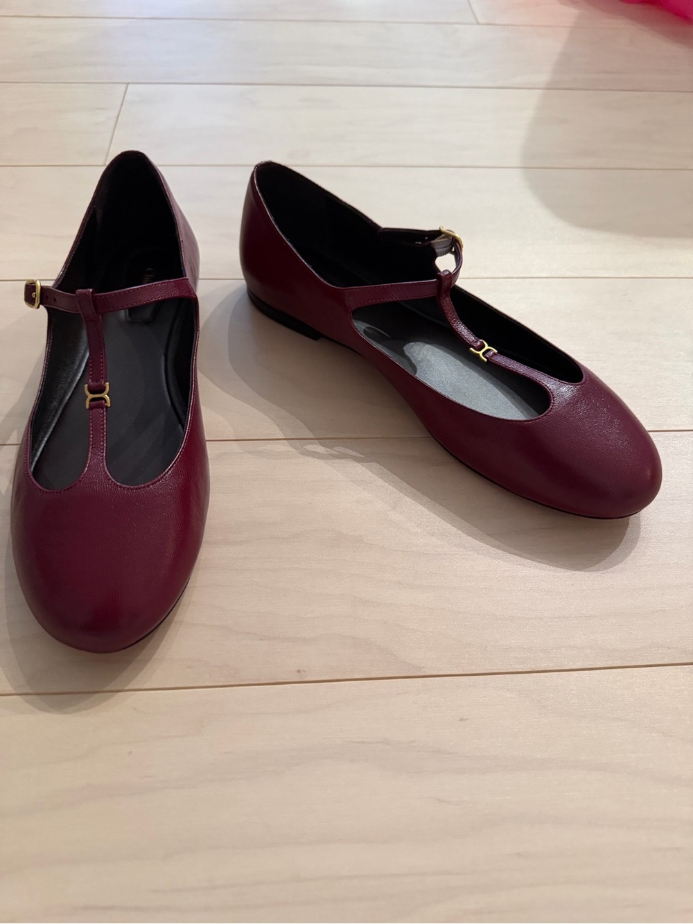 Chloe T-Strap Marcie Ballet Flats in Burgundy NWT Sz40 - Picture 6 of 8